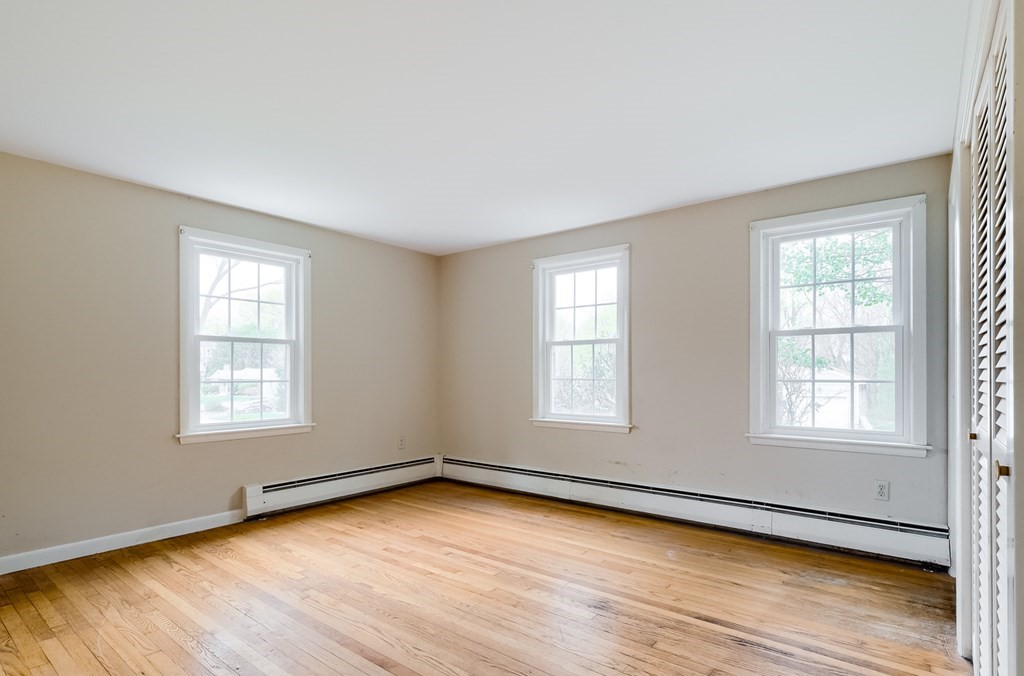 9 Fenimore Road Worcester, MA 01609 - Photo 16 of 41 Gallery Image 16