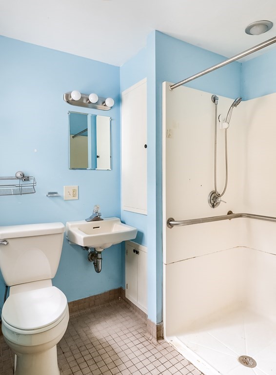 9 Fenimore Road Worcester, MA 01609 - Photo 33 of 41 Gallery Image 33