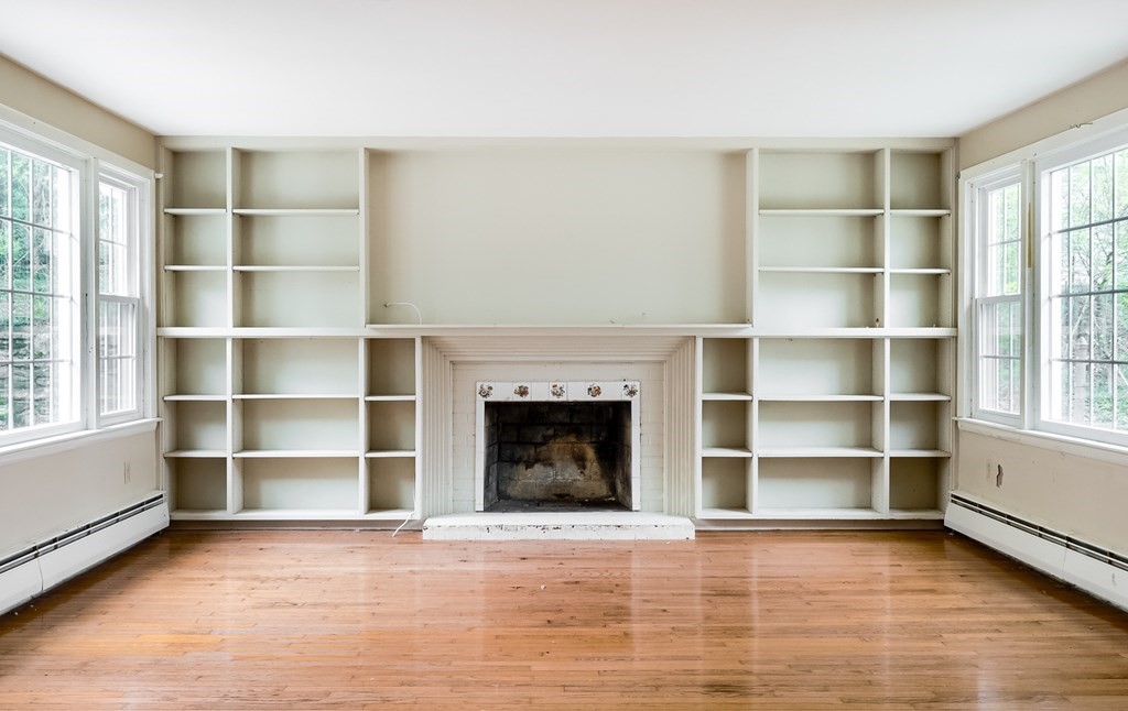 9 Fenimore Road Worcester, MA 01609 - Photo 5 of 41 Gallery Image 5