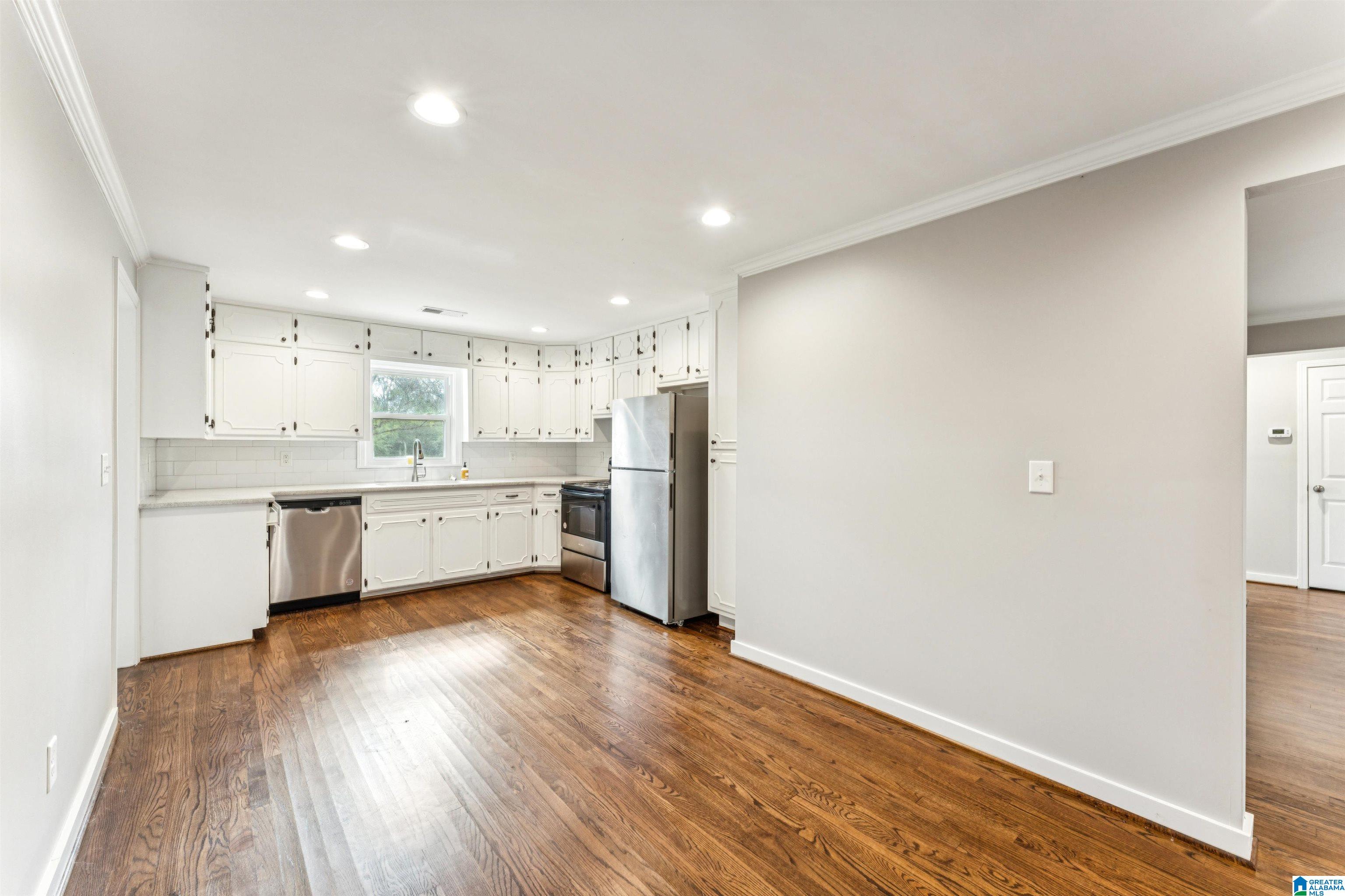 225 Payne Road Gardendale, AL 35071 - Photo 7 of 32