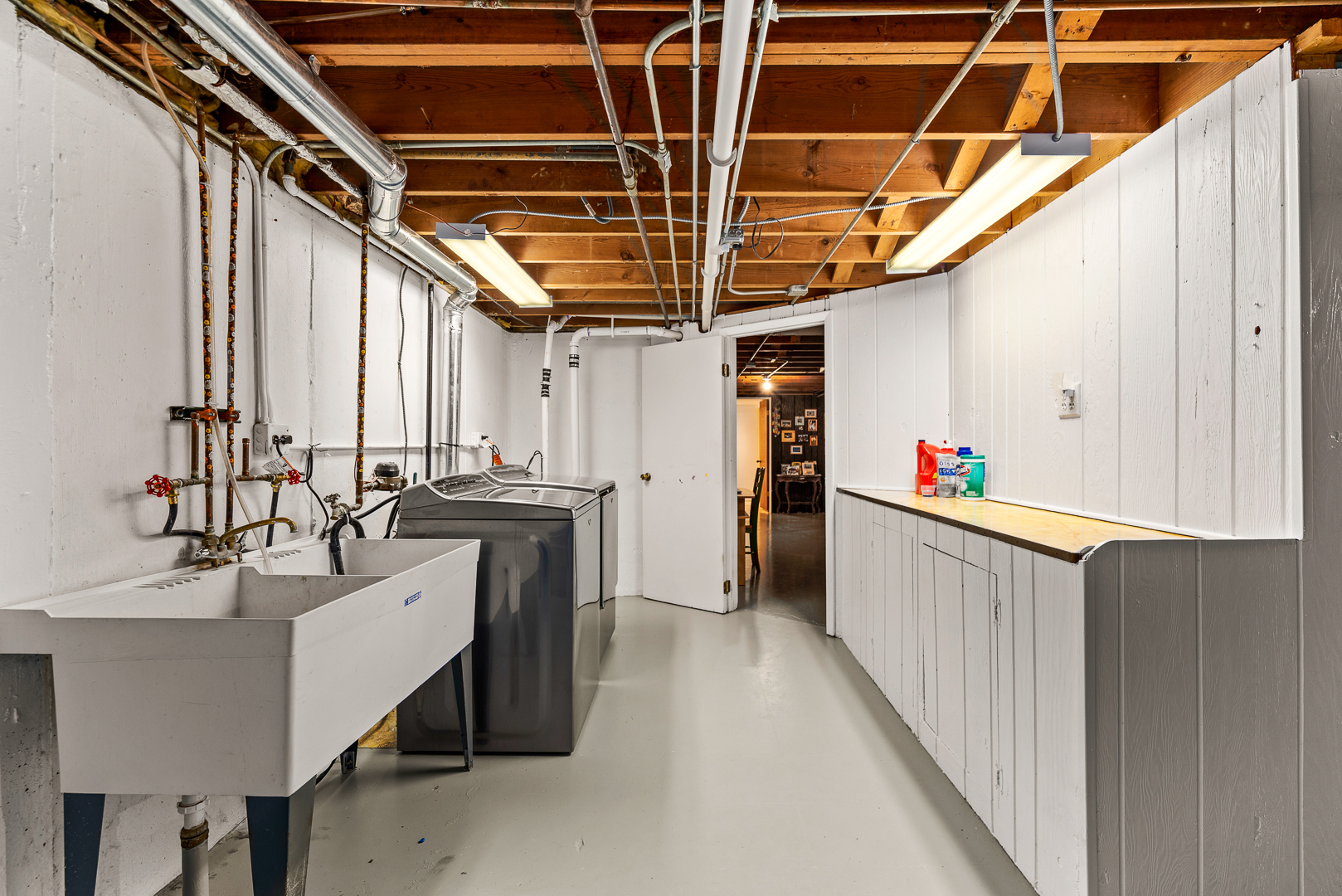 27W420 Manchester Road Winfield, IL 60190 - Photo 20 of 24 a view of a storage & utility room