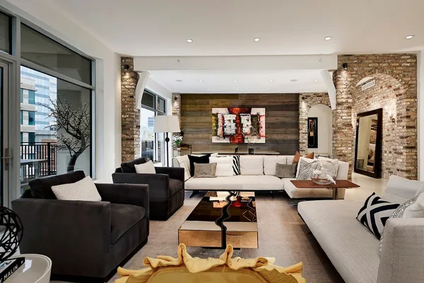 $4,950,000 | 1 Waterway Court, Unit 5B, The Woodlands, TX 77380