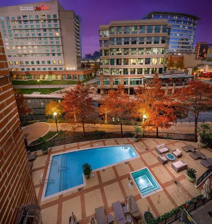 $4,950,000 | 1 Waterway Court, Unit 5B, The Woodlands, TX 77380