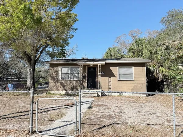 $2,195 | 1543 43rd Street South, St. Petersburg, FL 33711