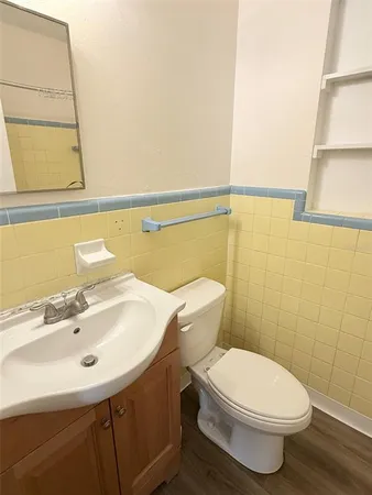 $2,195 | 1543 43rd Street South, St. Petersburg, FL 33711
