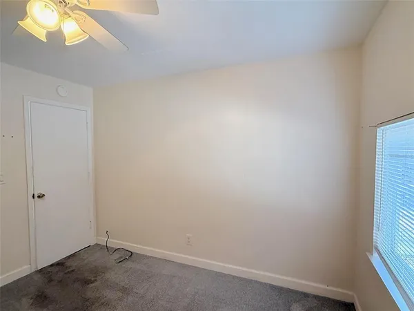 $2,195 | 1543 43rd Street South, St. Petersburg, FL 33711