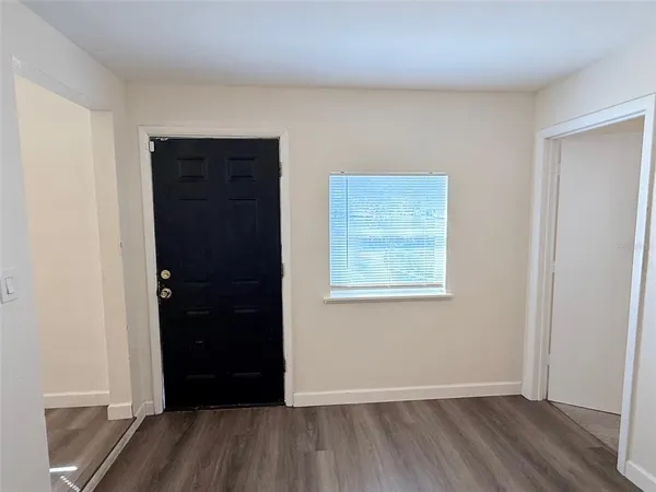 $2,195 | 1543 43rd Street South, St. Petersburg, FL 33711