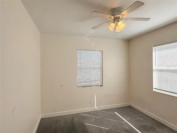 $2,195 | 1543 43rd Street South, St. Petersburg, FL 33711