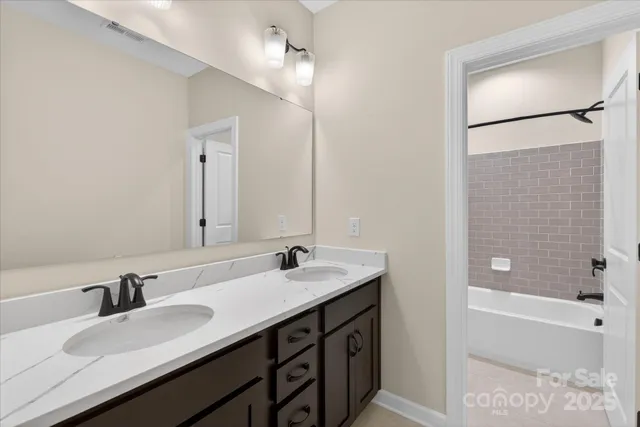 $912,213 | 11020 Tyler Brk Lane, Unit OAK0035, Mint Hill, NC 28227