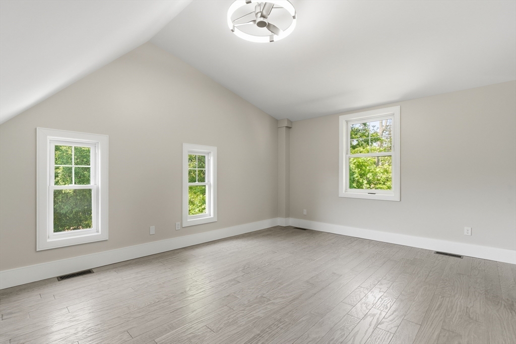 9 June Street, Unit 2 Boston, MA 02131 - Photo 19 of 30