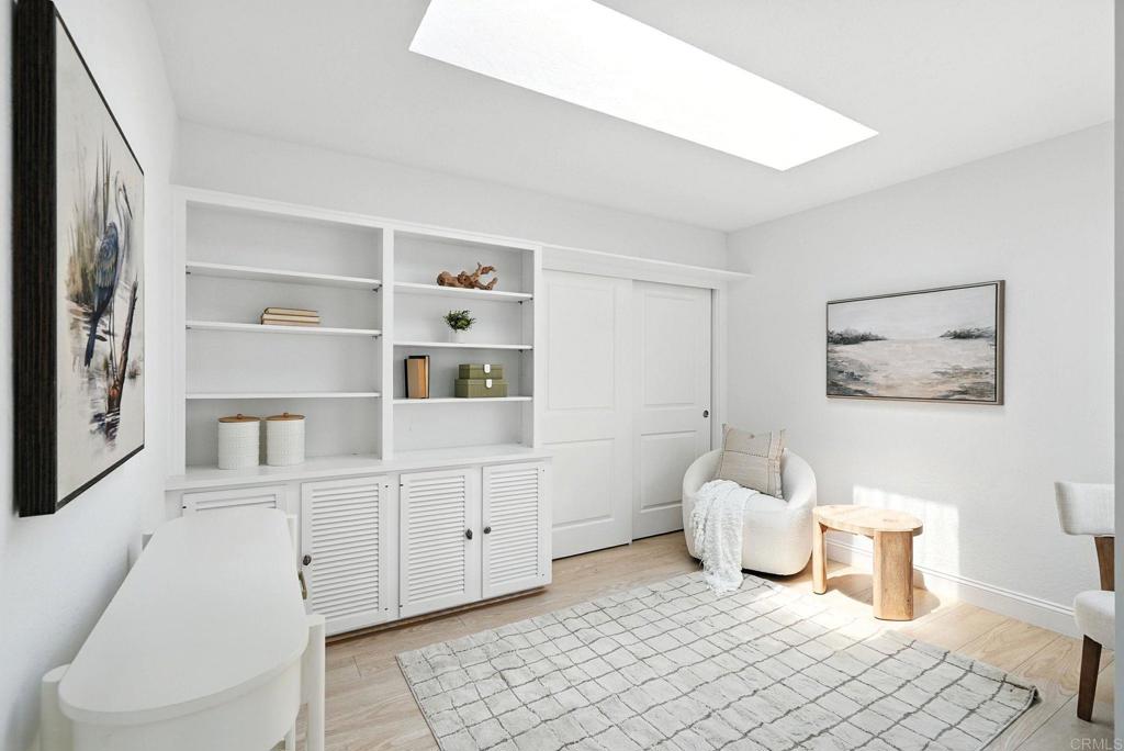 33611 Flying Jib Drive Dana Point, CA 92629 - Photo 4 of 28 a room with a white cabinets and white walls