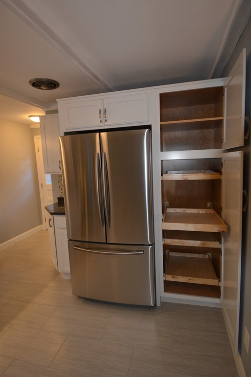 29 Monastery Avenue West Springfield, MA 01089 - Photo 6 of 24 Gallery Image 6
