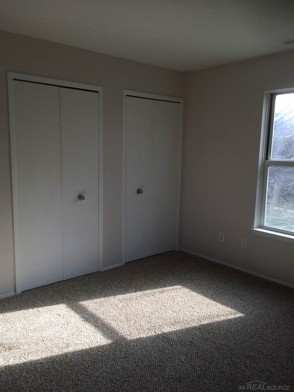 1613 O'Neil Circle, Unit 111 Rochester Hills, MI 48307 - Photo 17 of 33