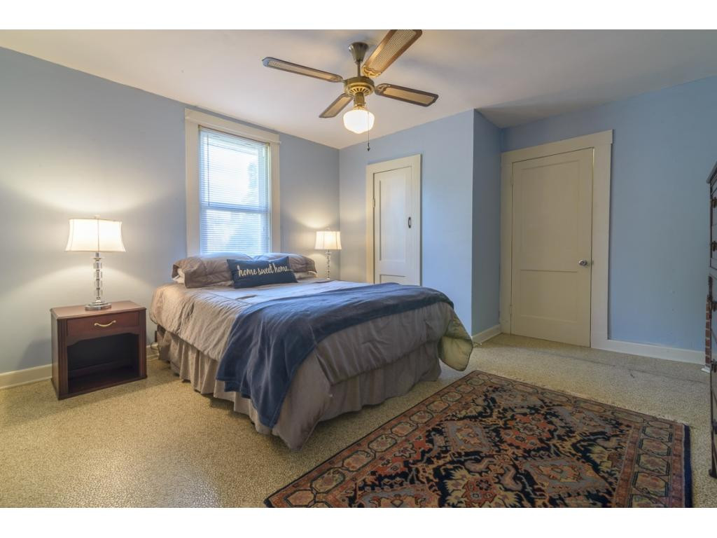 304 Maple Street Glade Spring, VA 24340 - Photo 20 of 28 Bedroom 2 with Closet