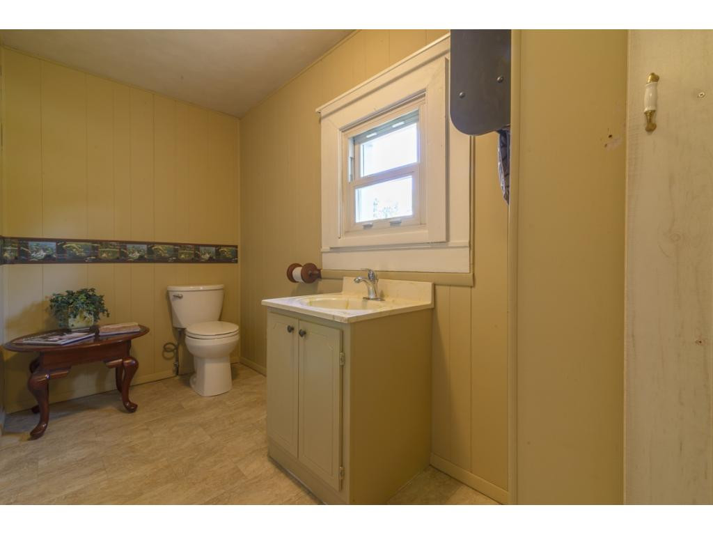 304 Maple Street Glade Spring, VA 24340 - Photo 23 of 28 Water Closet with sinklinen