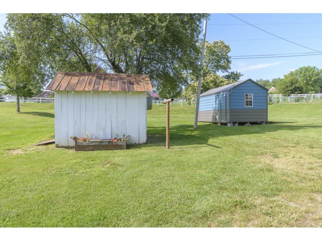 304 Maple Street Glade Spring, VA 24340 - Photo 25 of 28 2 Outdoor Buildings