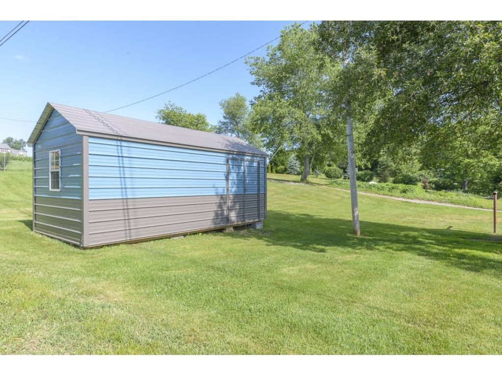 304 Maple Street Glade Spring, VA 24340 - Photo 27 of 28 NEW 10 x 20 Metal Building
