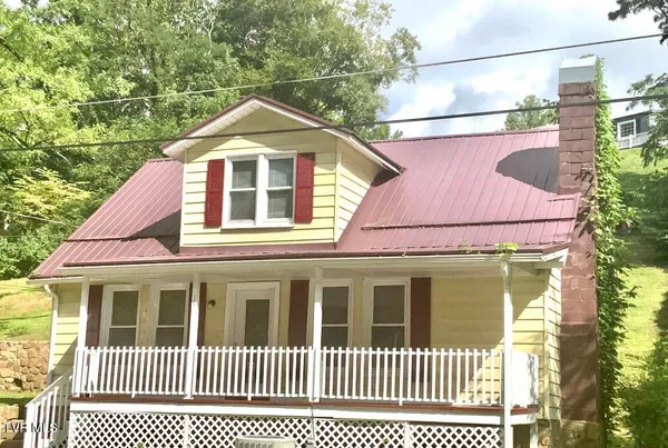 $130,000 | 19 Albemarle Street, Big Stone Gap, VA 24219