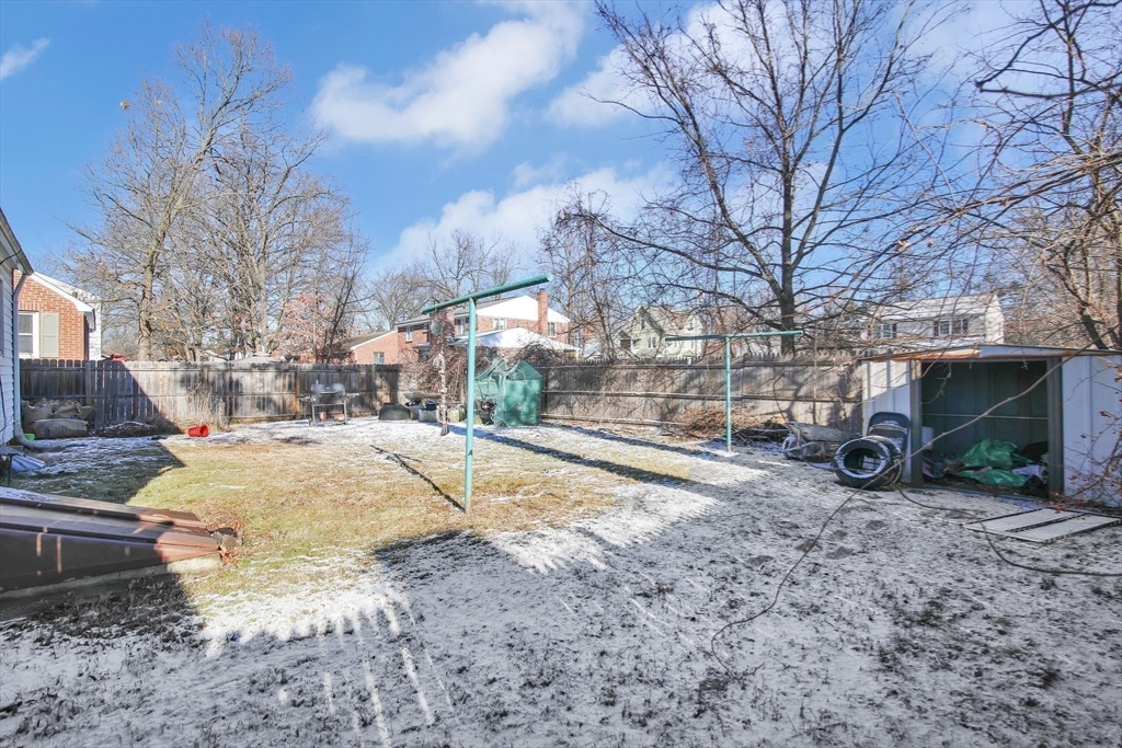 95 Leavitt Street Springfield, MA 01109 - Photo 21 of 28