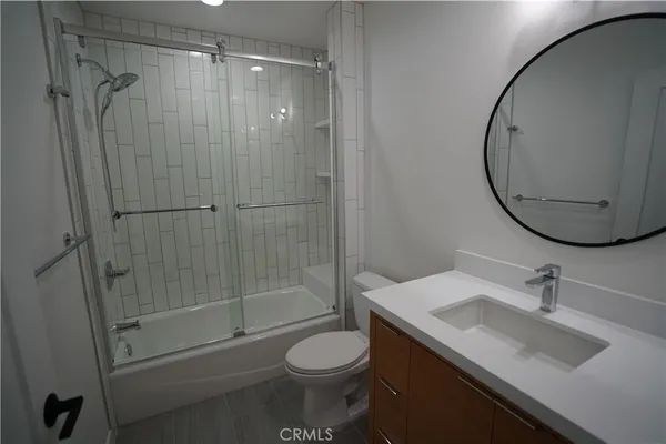 $6,000 | 4466 Sherman Oaks Circle, Sherman Oaks, CA 91403