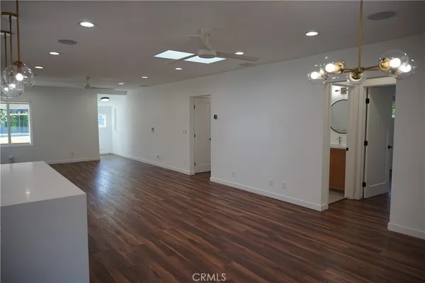 $6,000 | 4466 Sherman Oaks Circle, Sherman Oaks, CA 91403
