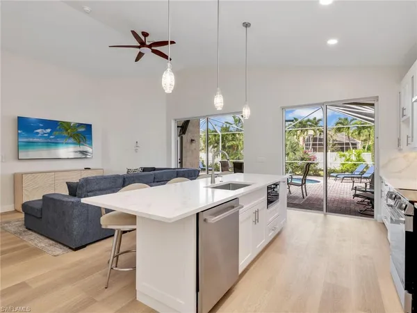 $12,000 | 92 Glen Eagle Circle, Naples, FL 34104