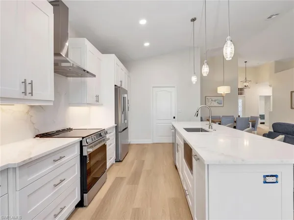 $12,000 | 92 Glen Eagle Circle, Naples, FL 34104