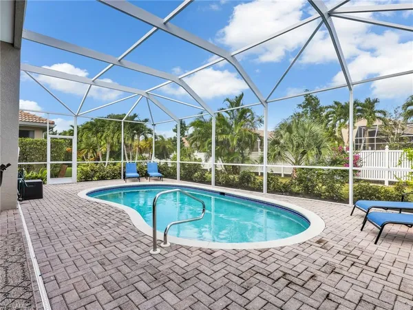 $12,000 | 92 Glen Eagle Circle, Naples, FL 34104