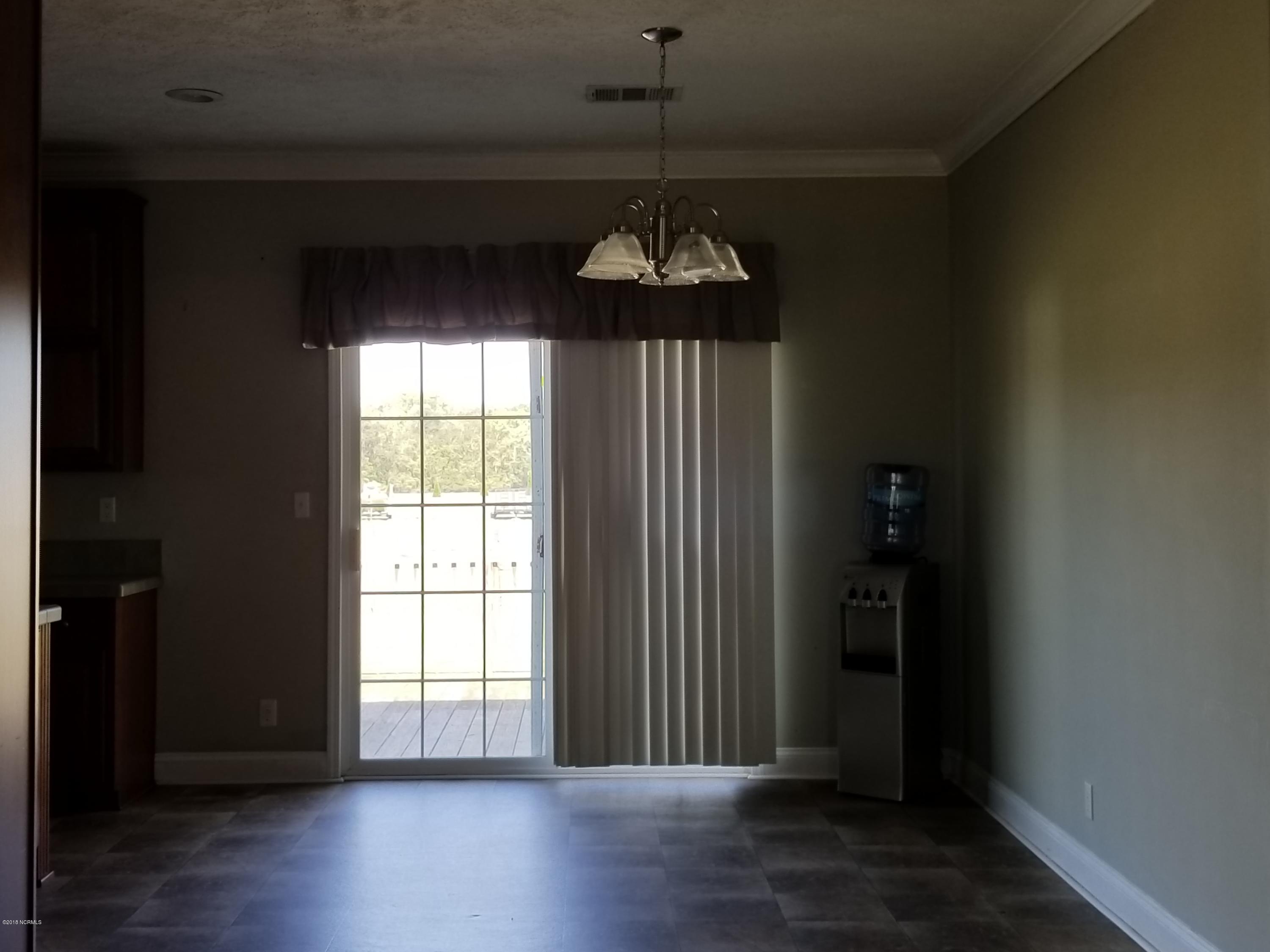 1664 Bayview Road Bath, NC 27808 - Photo 11 of 29 20181013_135218