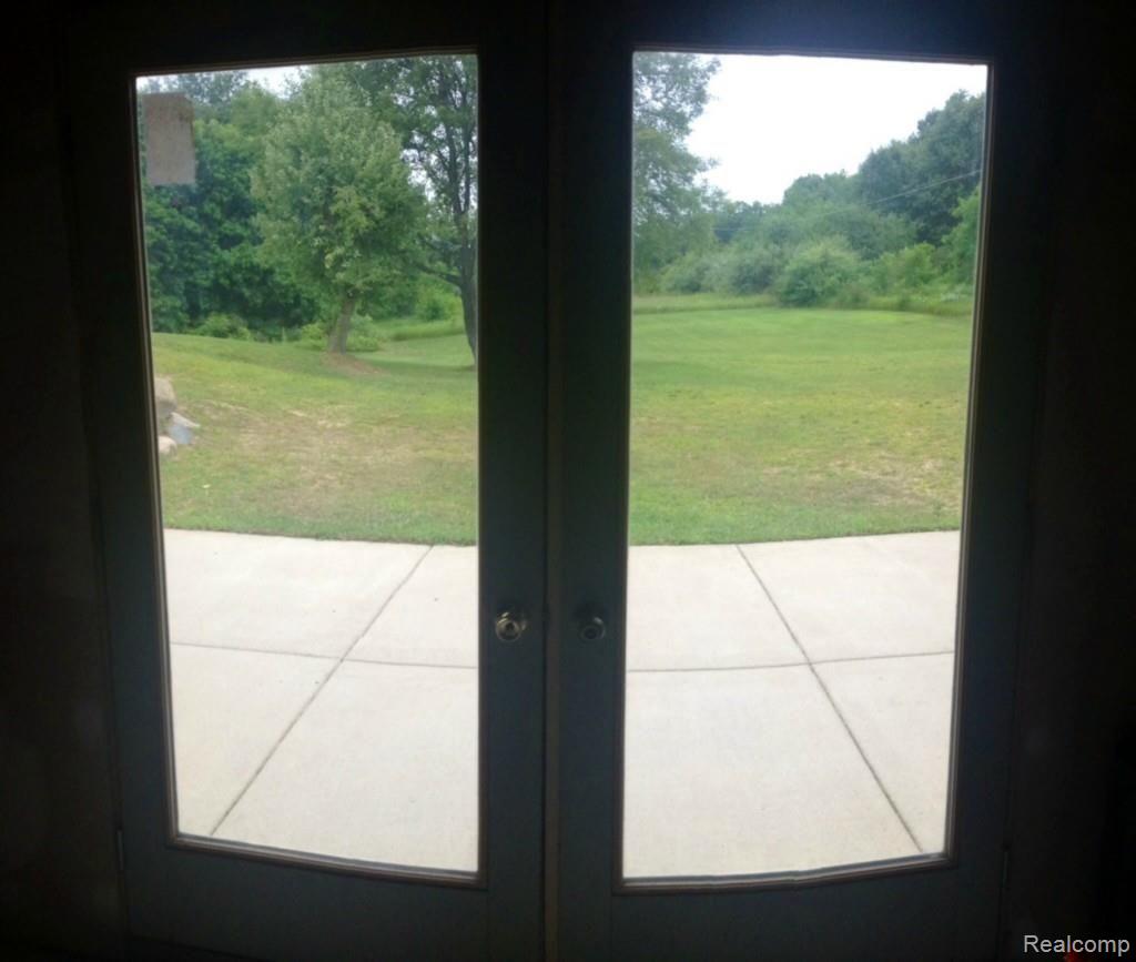5130 Fenton Road Fenton, MI 48430 - Photo 34 of 63 image (35).jpg