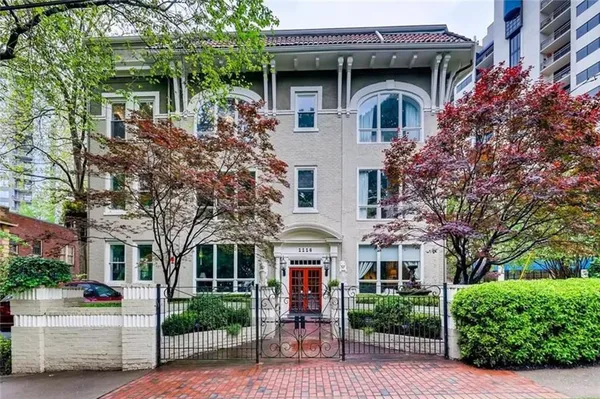 $3,900 | 1116 Piedmont Avenue Northeast, Unit 5, Atlanta, GA 30309