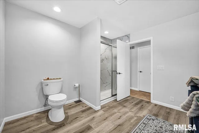 $349,900 | 753 Susan Drive, Knoxville, IL 61448