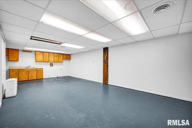 $349,900 | 753 Susan Drive, Knoxville, IL 61448