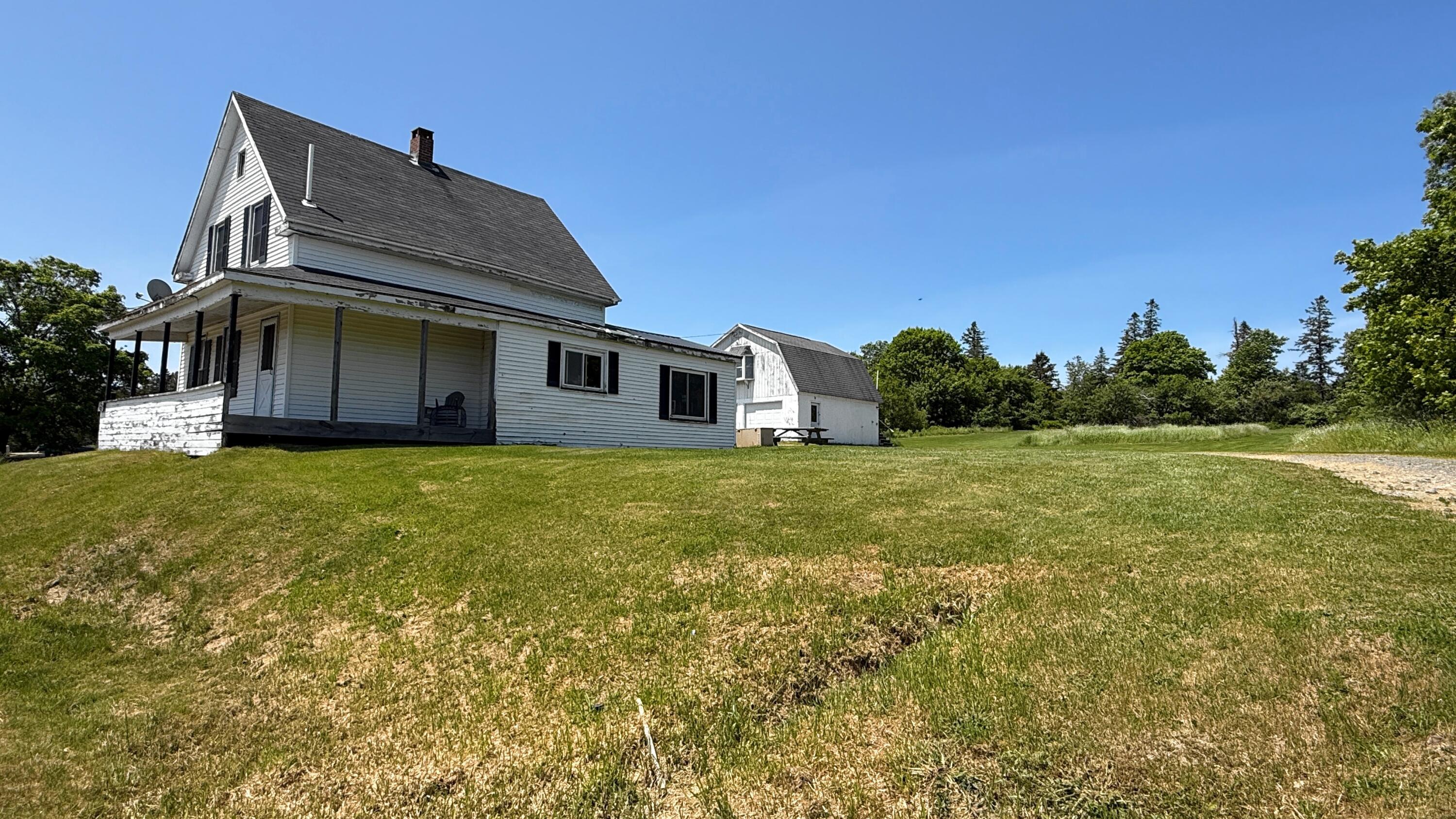 1019 County Road Lubec, ME 04652 - Photo 3 of 25 ApplebyIMG_3773
