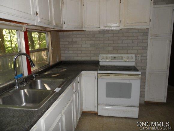44 Mountain View Road Asheville, NC 28806 - Photo 8 of 12 Gallery Image 8