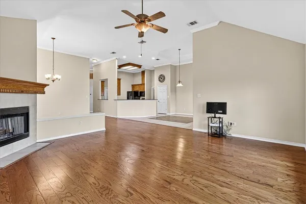 $2,595 | 6325 Oso Parkway, Corpus Christi, TX 78414