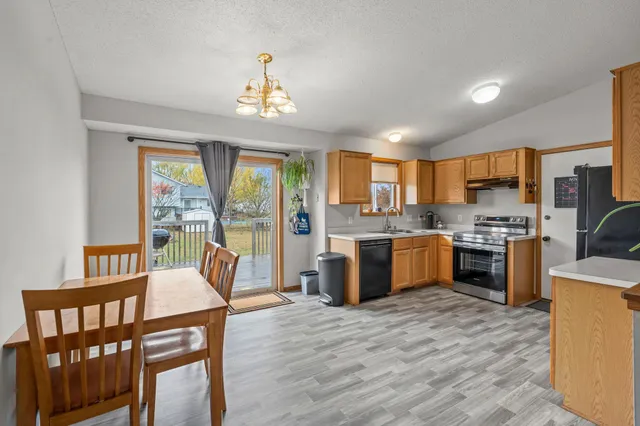 $339,900 | 504 Maple Street, Belle Plaine, MN 56011