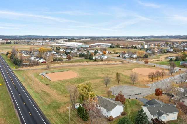 $339,900 | 504 Maple Street, Belle Plaine, MN 56011