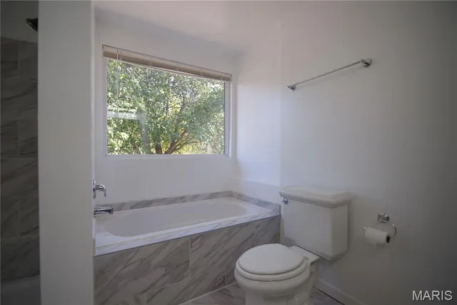 $359,900 | 17 Placid Drive, St. Charles, MO 63304