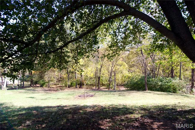 $359,900 | 17 Placid Drive, St. Charles, MO 63304