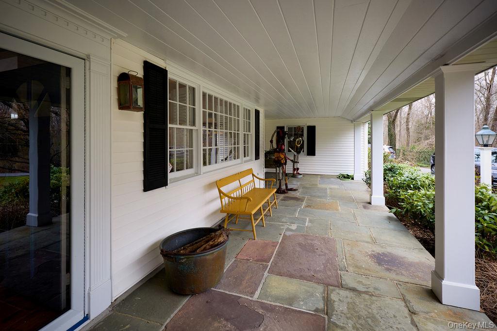 8 Nancys Lane Pound Ridge, NY 10576 - Photo 2 of 29