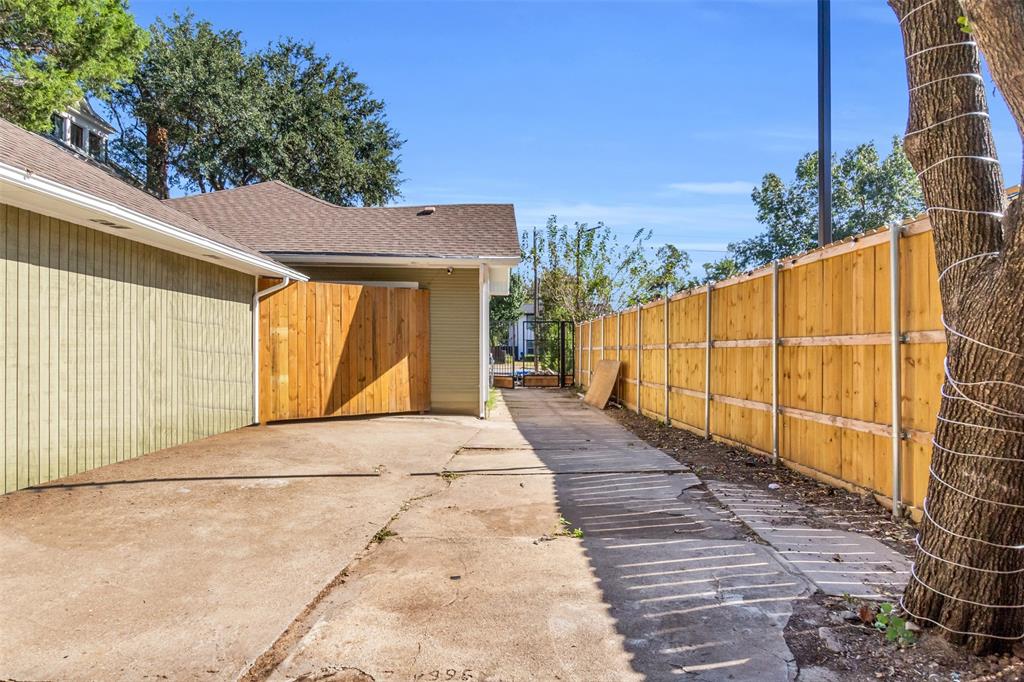 4121 Junius Street, Unit B Dallas, TX 75246 - Photo 4 of 32