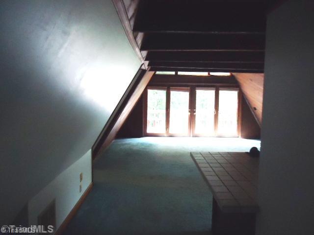 1180 Old Mail Rte Road King, NC 27021 - Photo 4 of 12 Den/Family/Great Room.