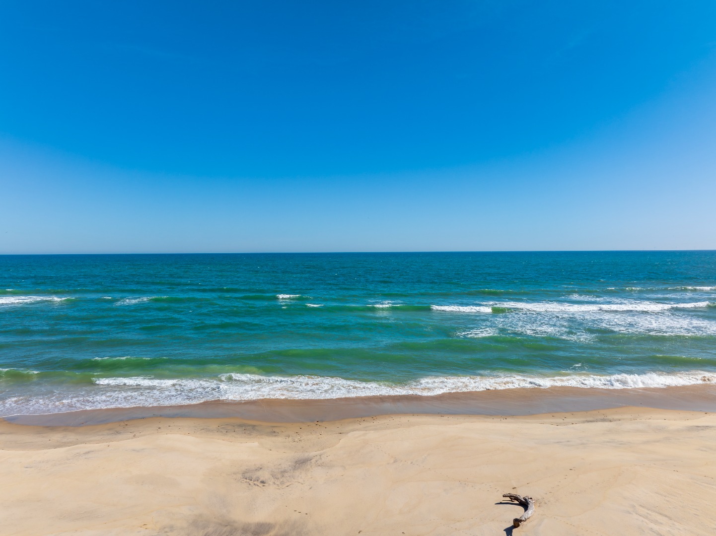 6 Wakeman Road Chilmark, MA 02535 - Photo 11 of 51 Private south shore beach access.