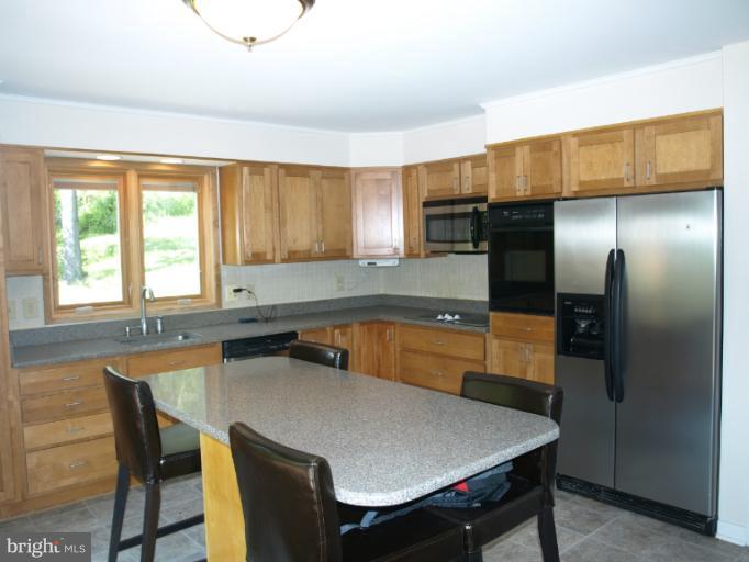 2527 Merrymans Mill Road Phoenix, MD 21131 - Photo 17 of 30 Kitchen