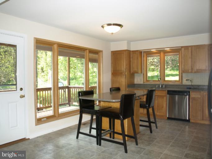 2527 Merrymans Mill Road Phoenix, MD 21131 - Photo 6 of 30 Kitchen