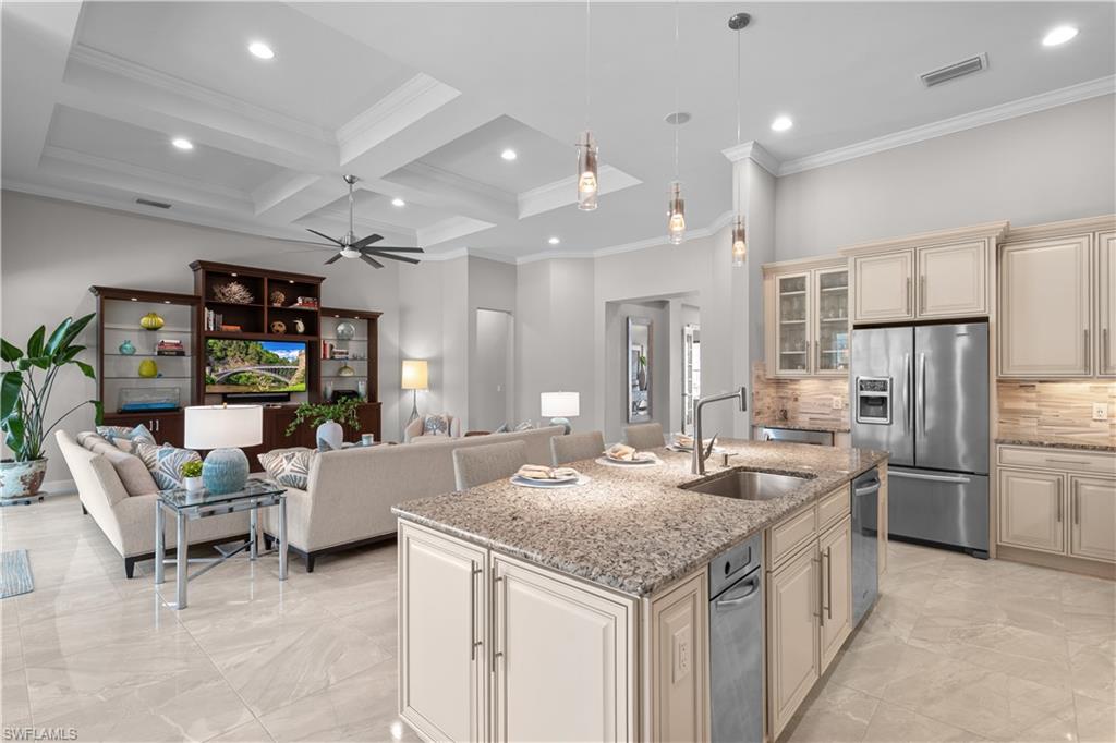 9052 Graphite Circle Naples, FL 34120 - Photo 11 of 48