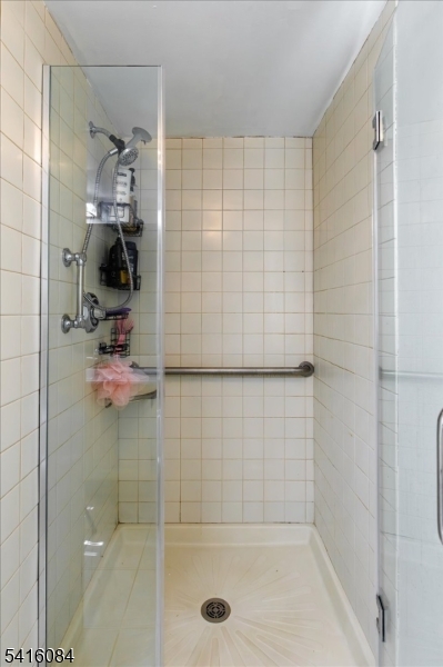 2 Crystal Lane Paterson, NJ 07501 - Photo 17 of 30