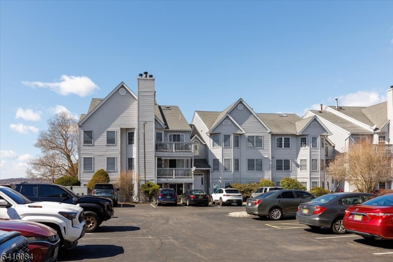 2 Crystal Lane Paterson, NJ 07501 - Photo 28 of 30