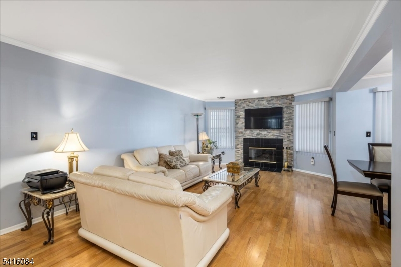 2 Crystal Lane Paterson, NJ 07501 - Photo 4 of 30